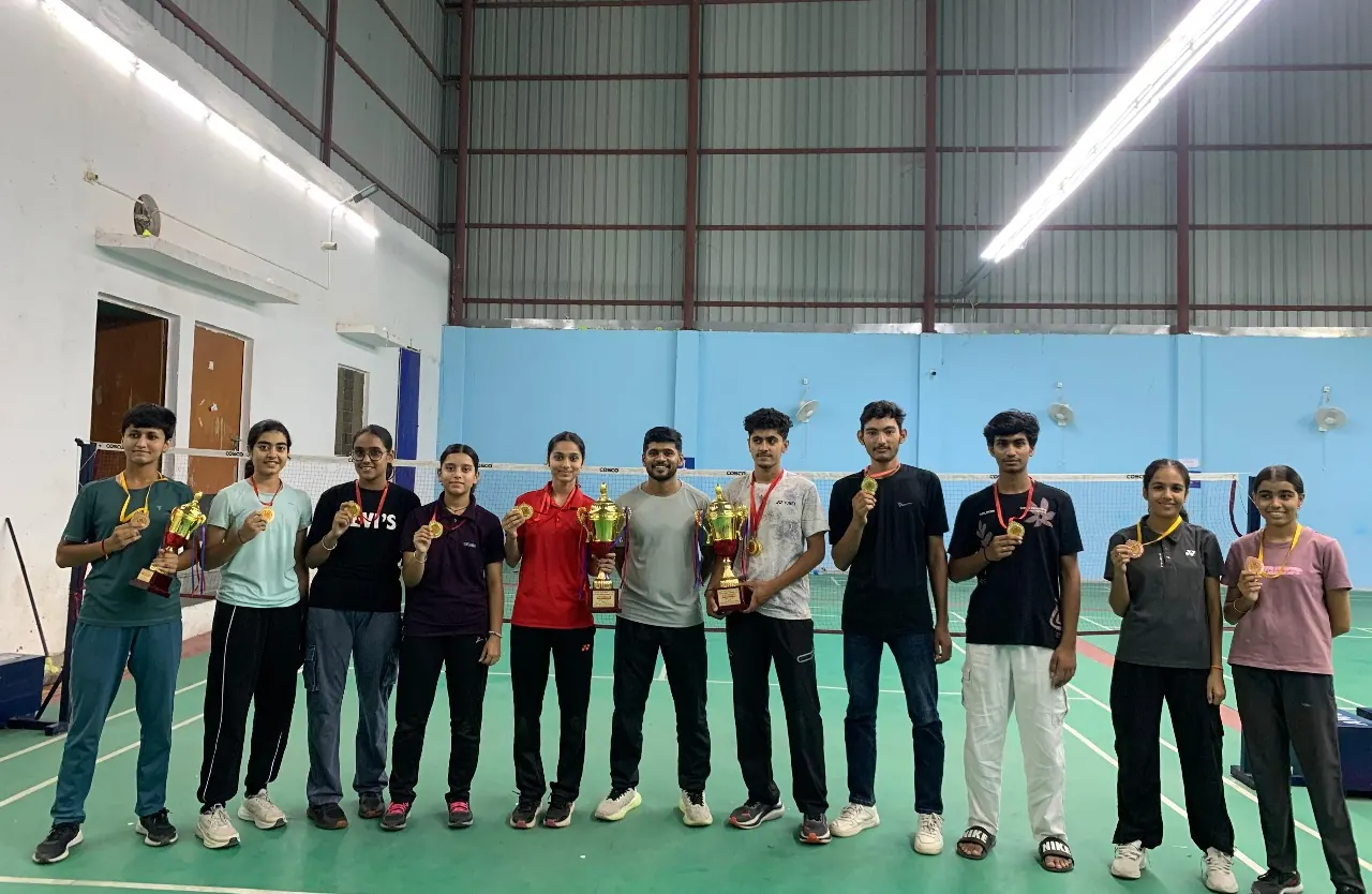 Students playing sports at St. Vivekanand School